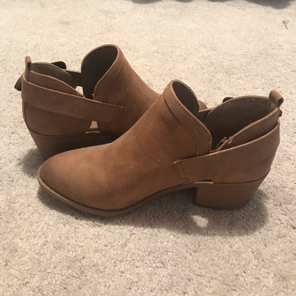 Fergalicious booties - Picture 2 of 6